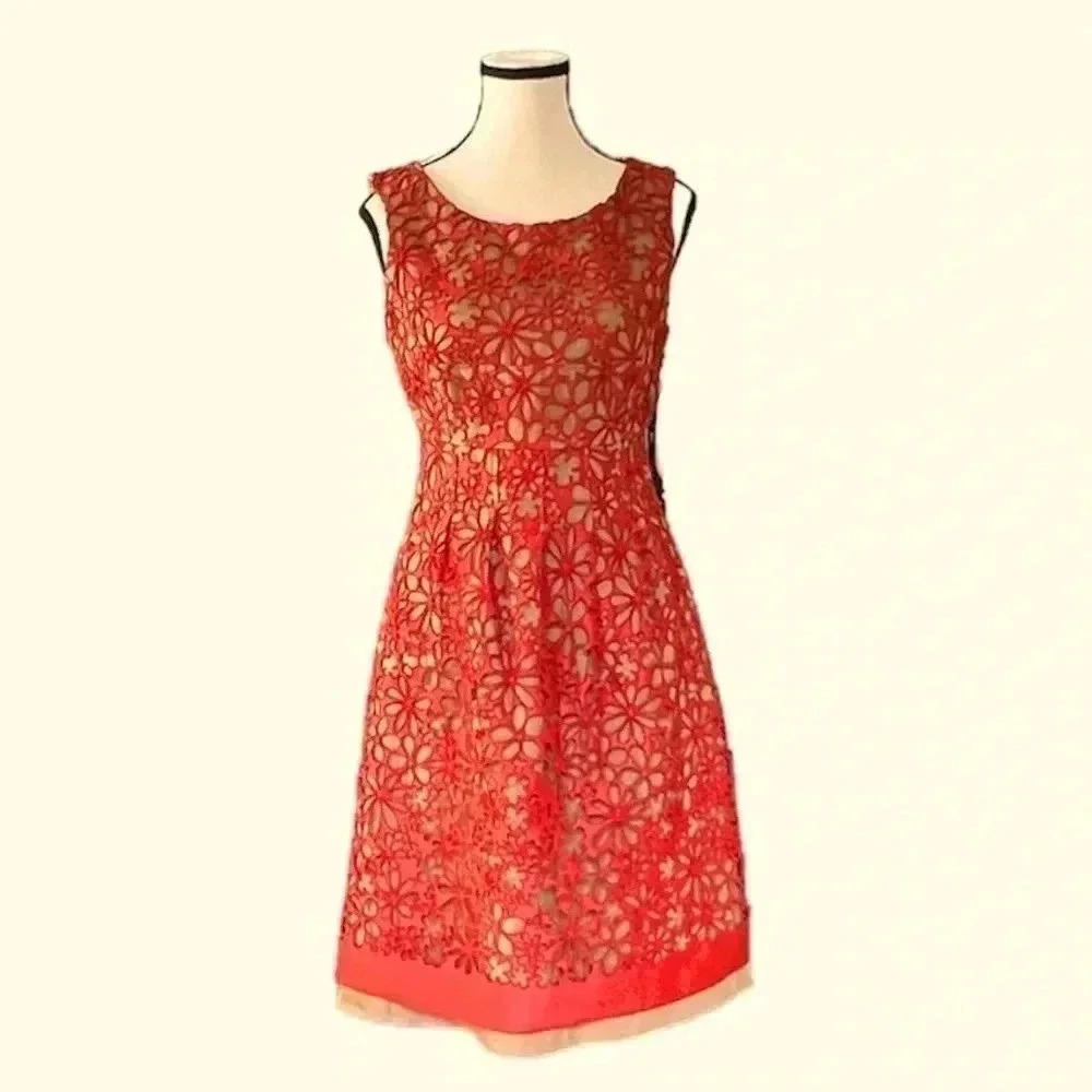 Lela Rose women’s Corded Laser cut Sheath Dress Size‎ 4